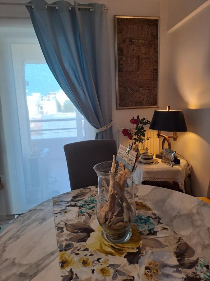 Sea & City - 10 Min Drive To The Beach & Athens Airport Apartment Markopoulo Mesogaias Luaran gambar