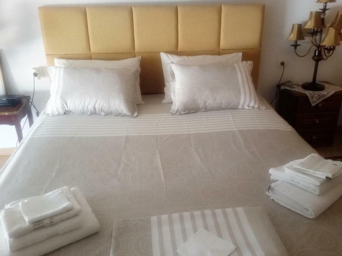 Sea & City - 10 Min Drive To The Beach & Athens Airport Apartment Markopoulo Mesogaias Luaran gambar